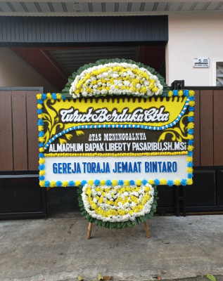 Papan Bunga Duka di Ranca Labuh