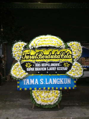 Papan Bunga Duka di Ranca Labuh